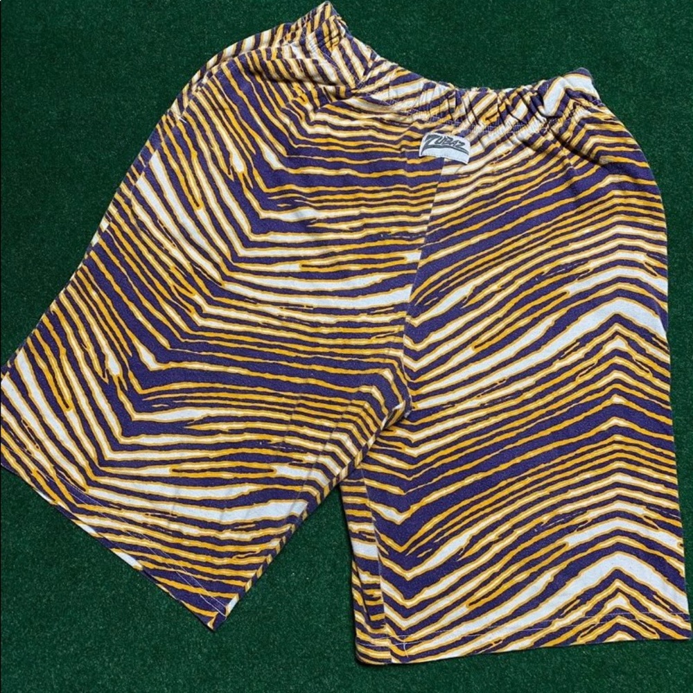 Amazing pair of 90’s Zubaz shorts Lakers Vikings